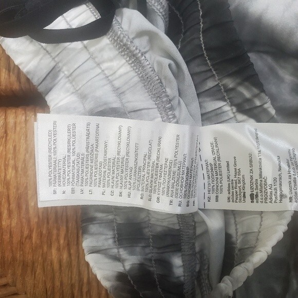 Adidas xray pacer Aeroready shorts small - Picture 8 of 8